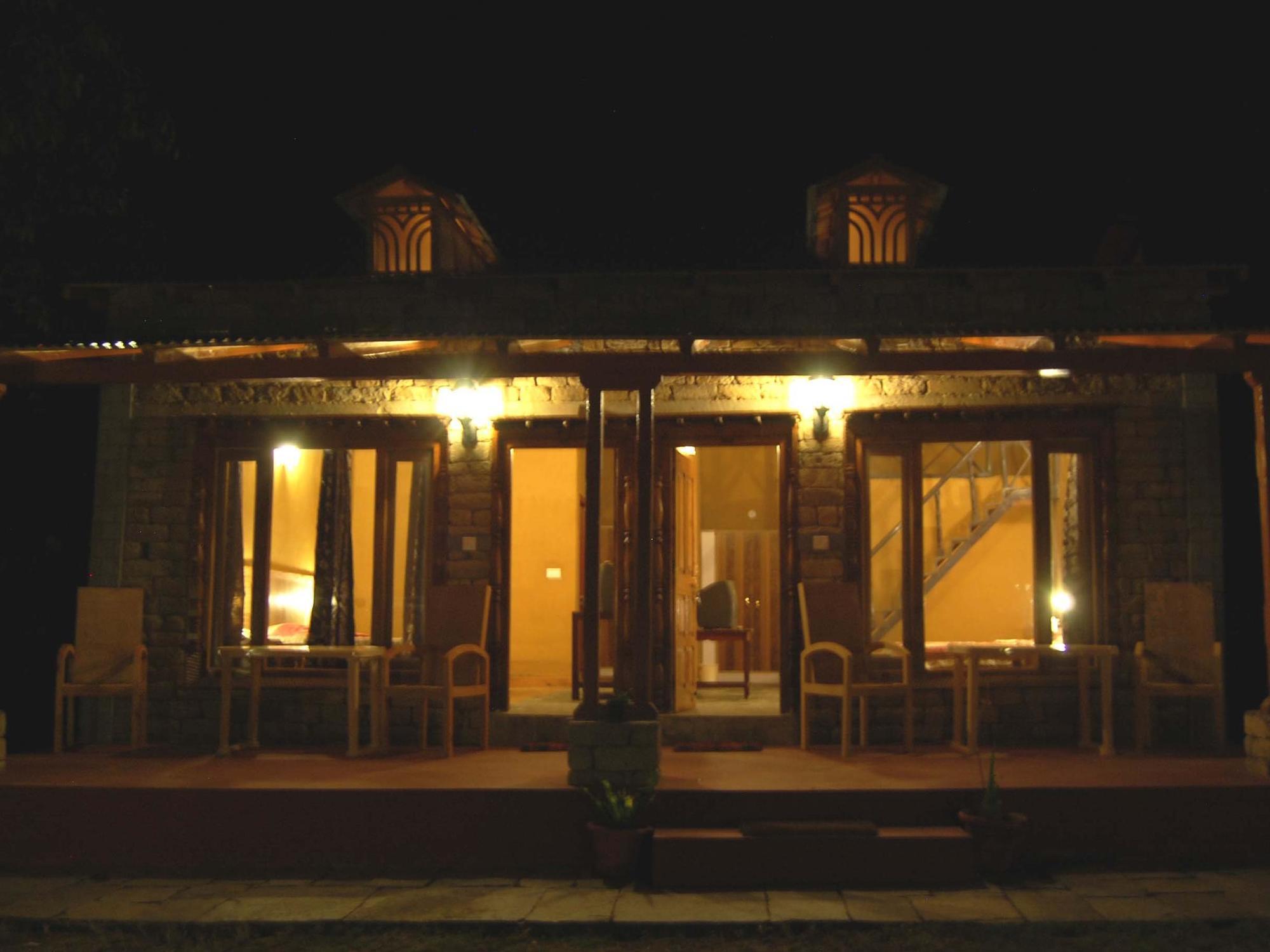 Chevron Mountain Villa Kausani Eksteriør billede